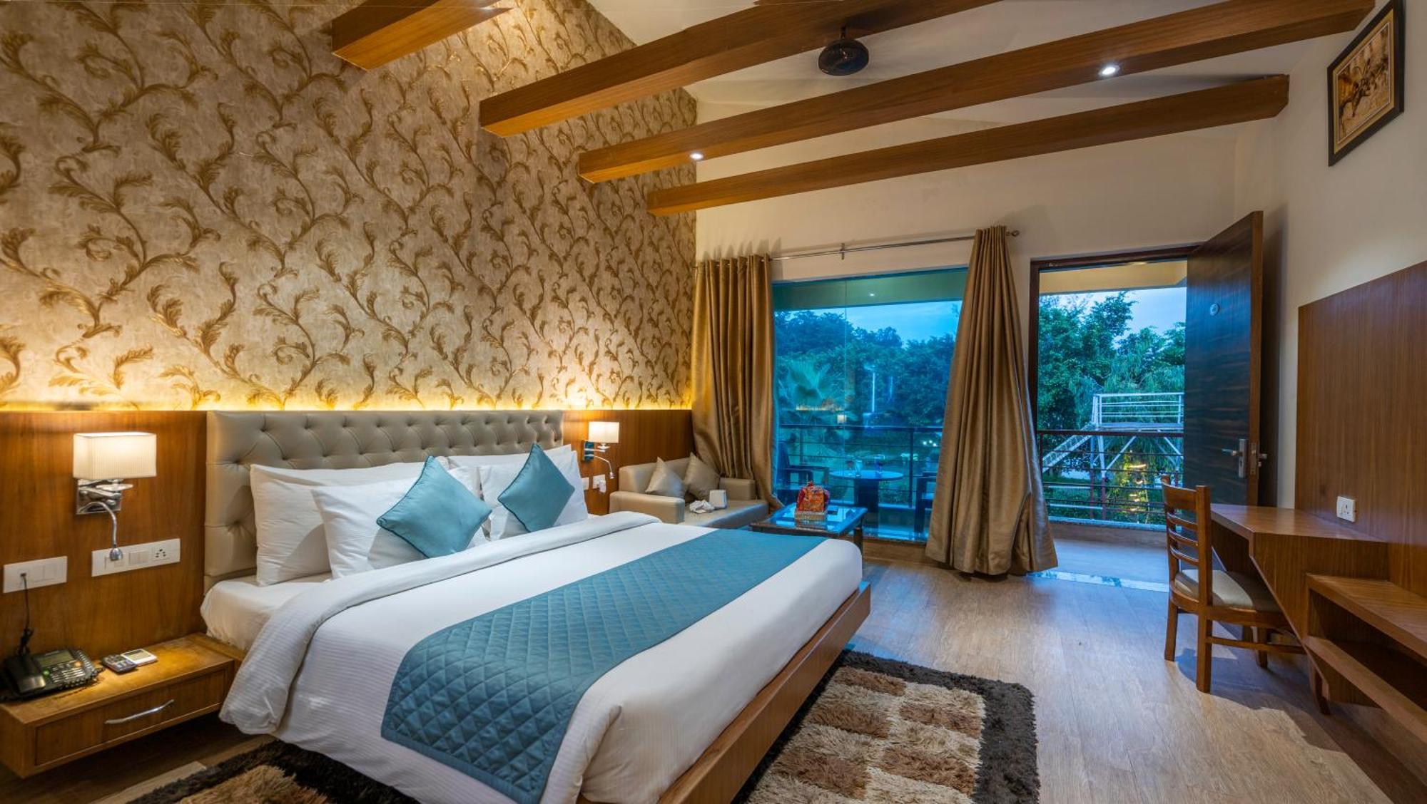 Winsome Resort & Spa Corbett Рамнагар Экстерьер фото